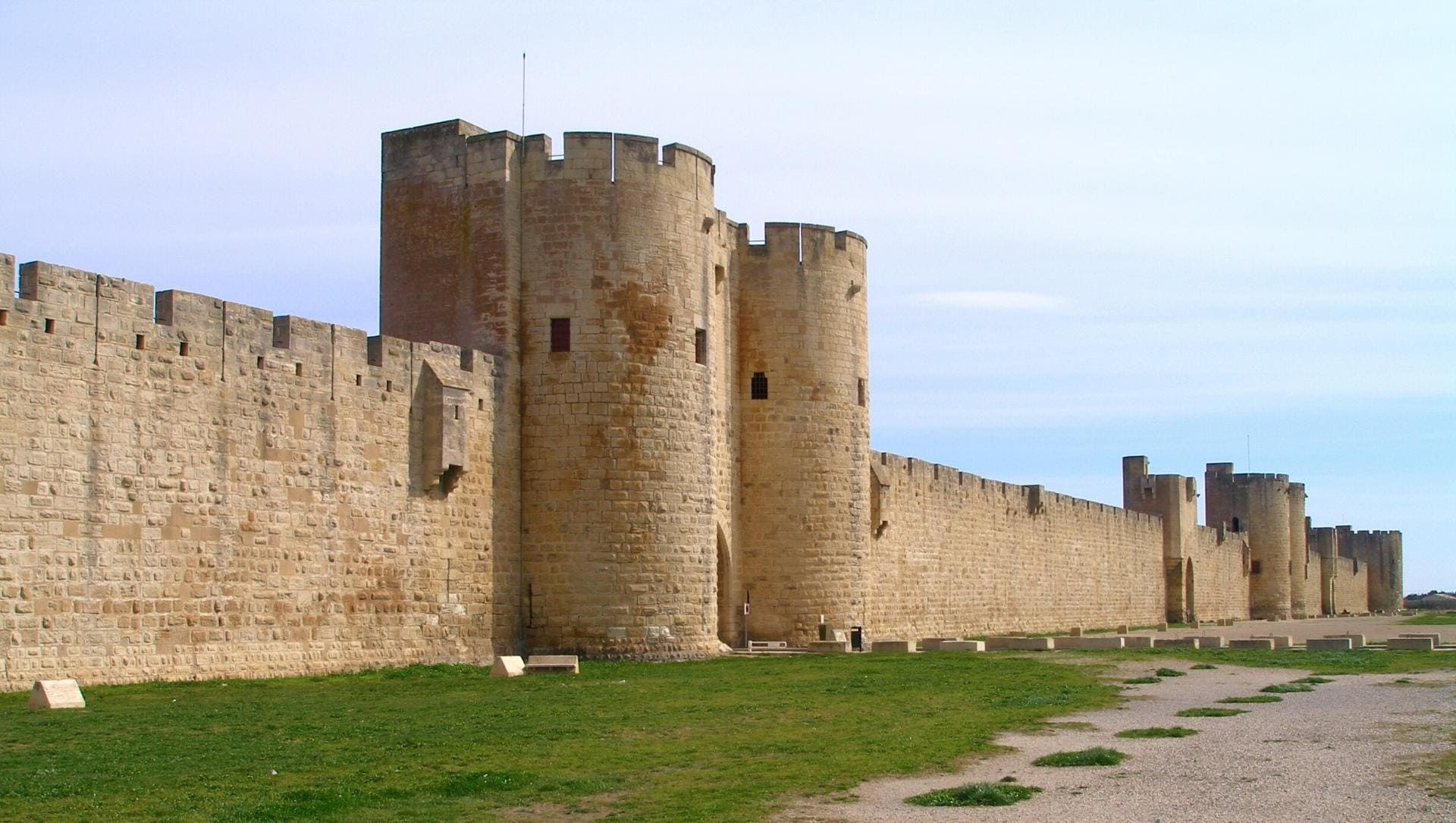 Remparts médiévaux d'Aigues-Mortes - Camargue - France