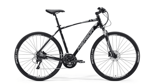 Velo de randonnee Merida noir pour circuits cyclotourisme - Pouilles Italie