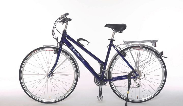 Velo VTC bleu avec cadre ouvert pour femme - Equipement cyclotourisme
