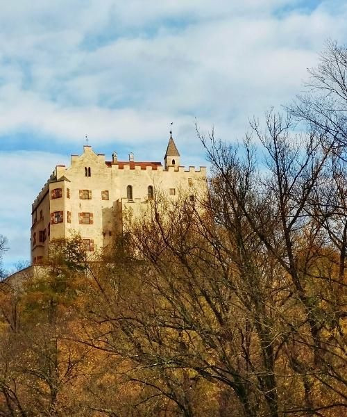 chateau_de_bruneck_c_unsplash_.jpg