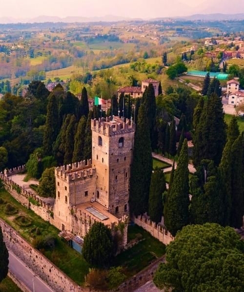 chateau_de_conegliano_c_unsplash_.jpg