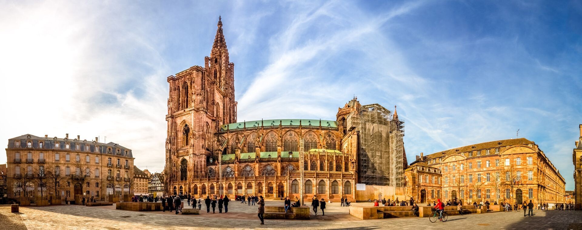 Cathédrale Notre-Dame et sa place - Strasbourg - Alsace