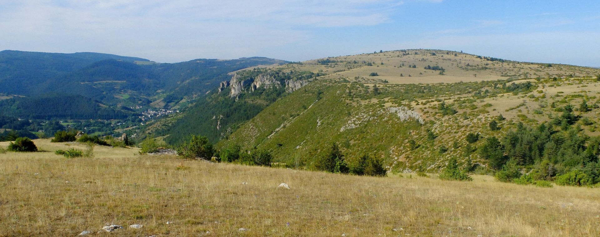 Causses et gorges près de Meyrueis - Cévennes - Lozère