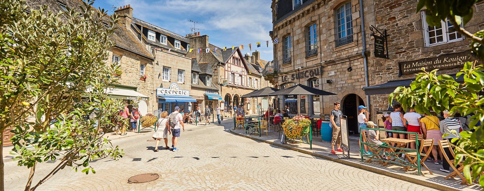 Place du centre-ville de Roscoff - Finistère - Bretagne