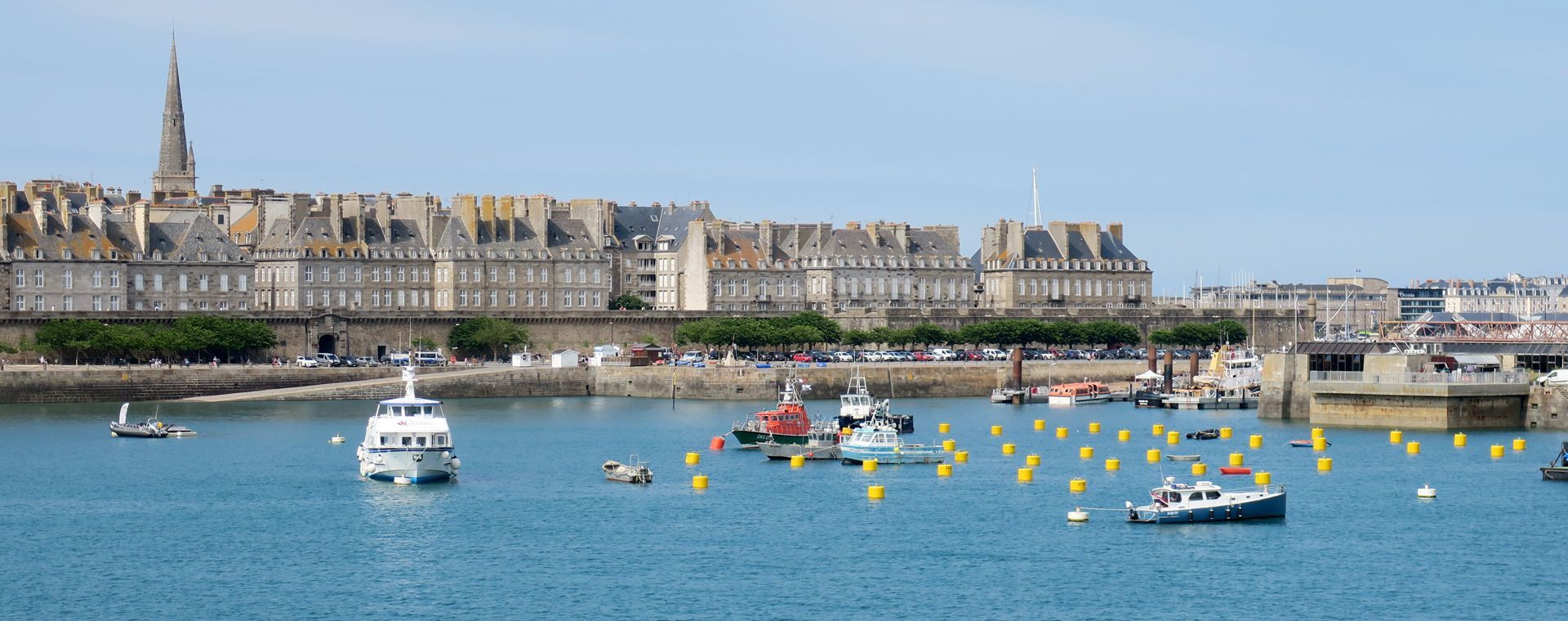 Cité corsaire et port de Saint-Malo - Bretagne - France