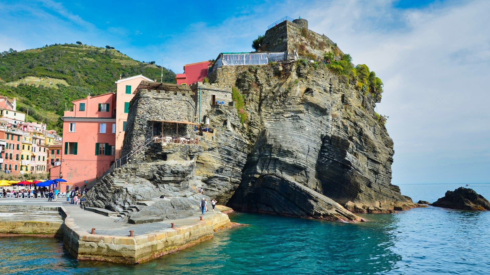 Village perché sur la falaise - Vernazza - Cinque Terre - Italie