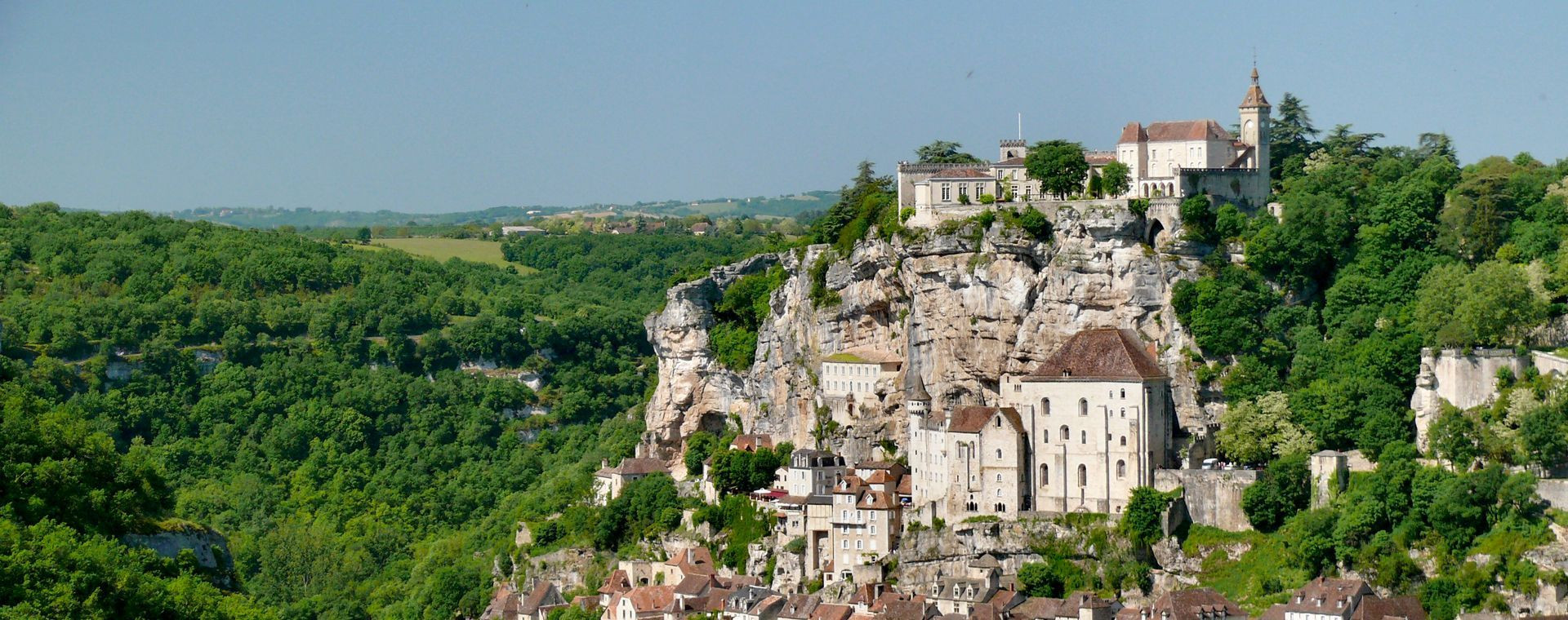 Cité de Rocamadour accrochée à la falaise - Parc naturel régional des Causses du Quercy - Lot
