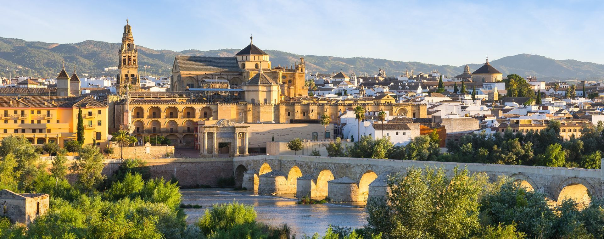 Mosquée-cathédrale et pont romain de Cordoue - Andalousie - Espagne