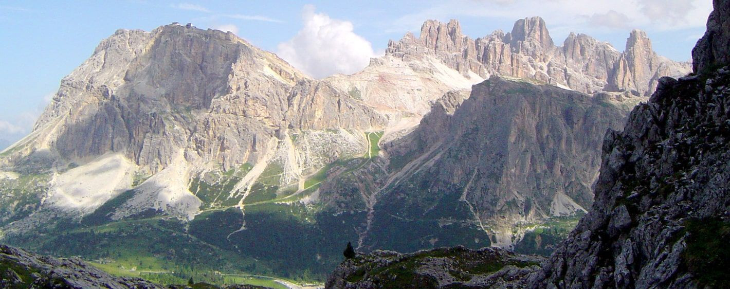 Sommets rocheux des Dolomites près de Cortina - Italie