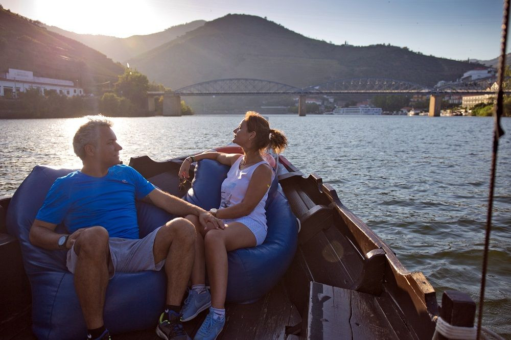 © Authentic Trails Croisière en barque sur le Douro au coucher du soleil - Portugal
