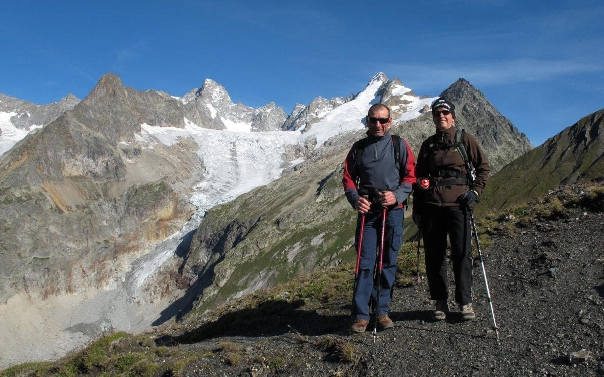 Devant le mont Dolent et le glacier de Pré de Bar