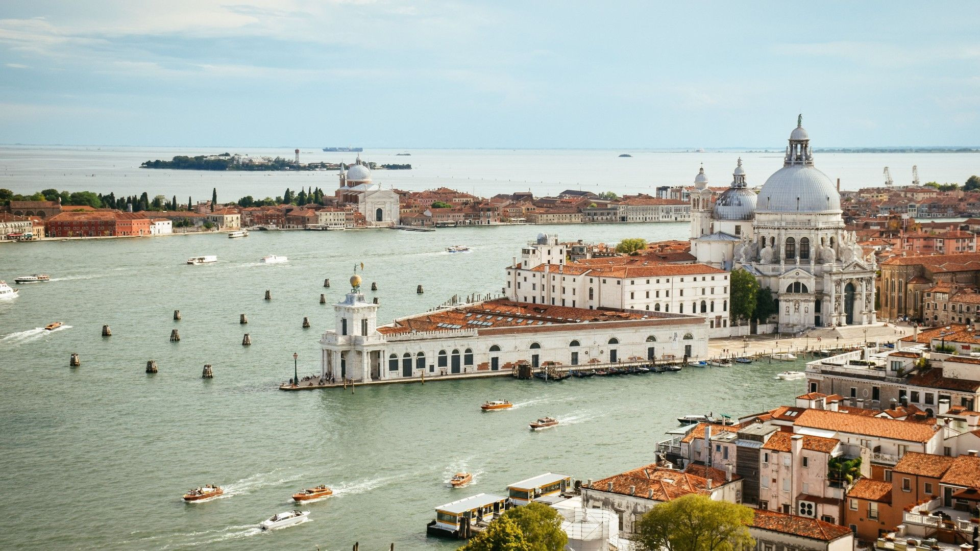 Basilique Santa Maria della Salute vue d'en haut - Venise - Italie