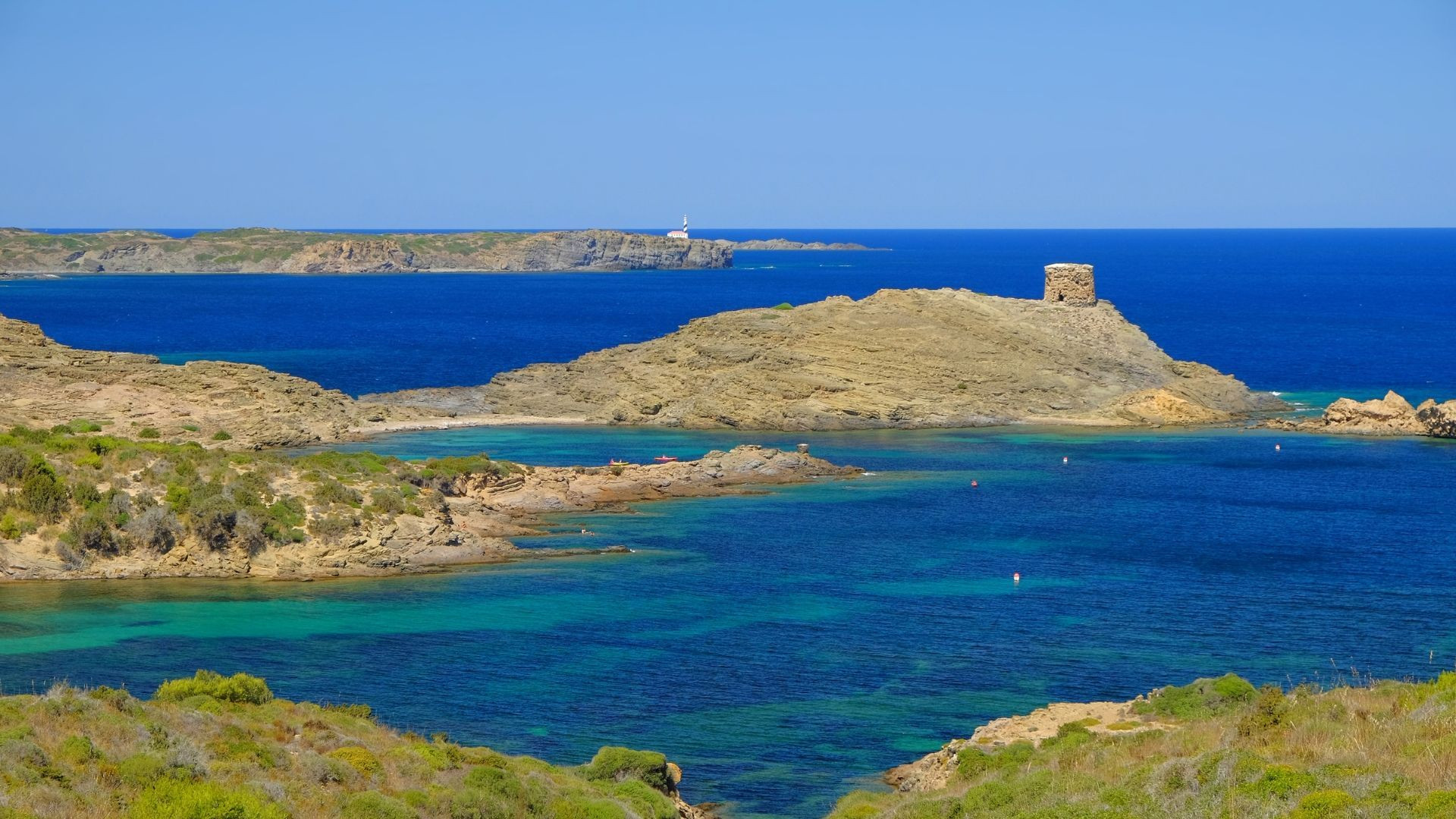 Côte sauvage et tour de guet - Minorque - Espagne