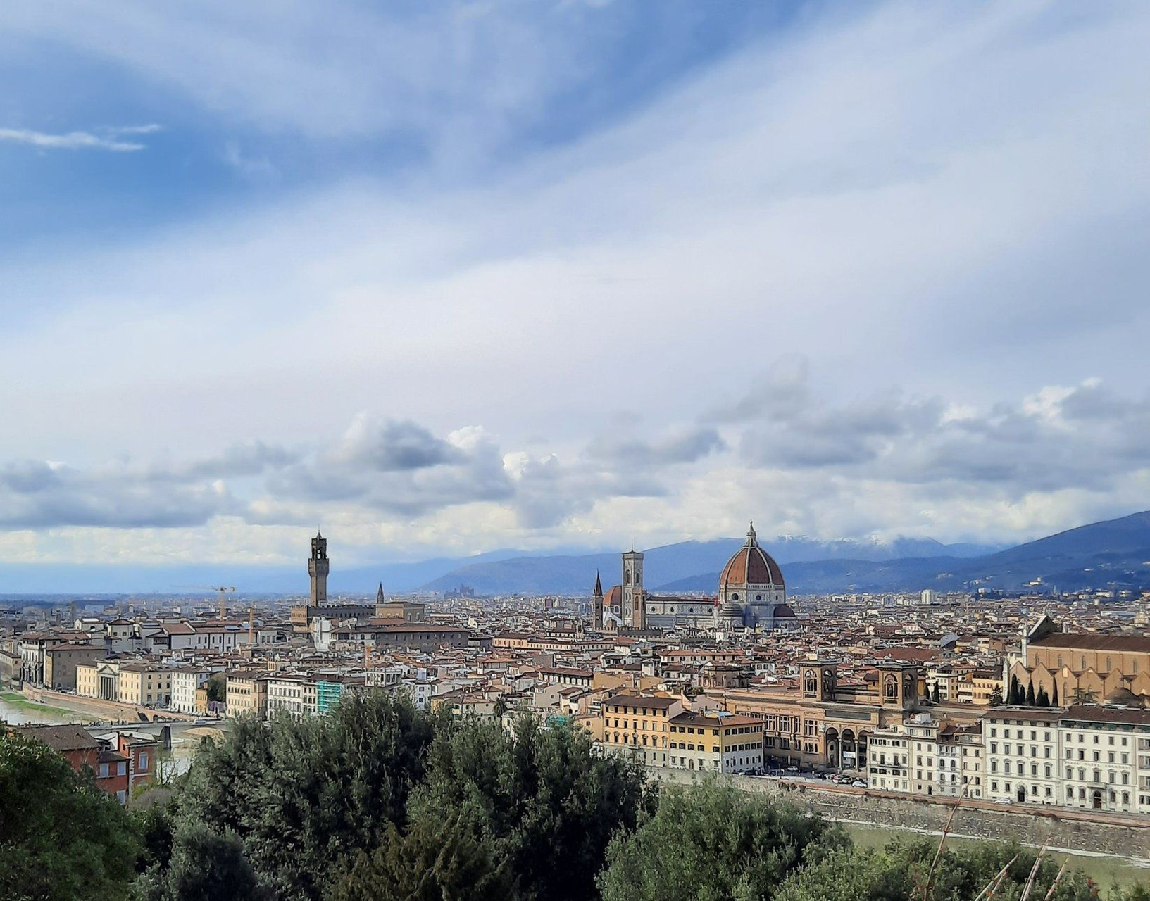 Panorama de Florence avec le Duomo et le Palazzo Vecchio - Toscane - Italie