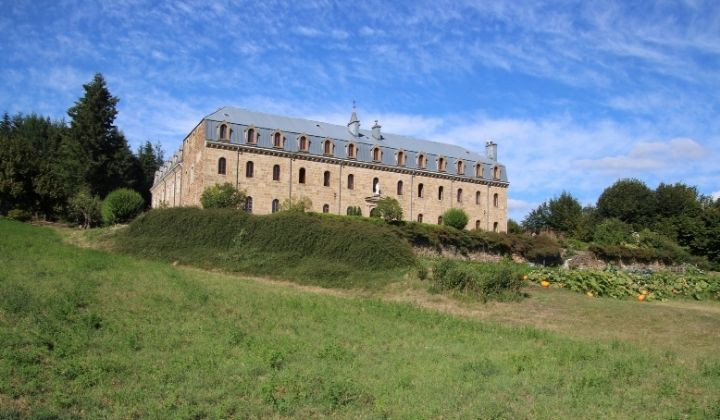 Bâtisse fortifiée - Massif Central - France