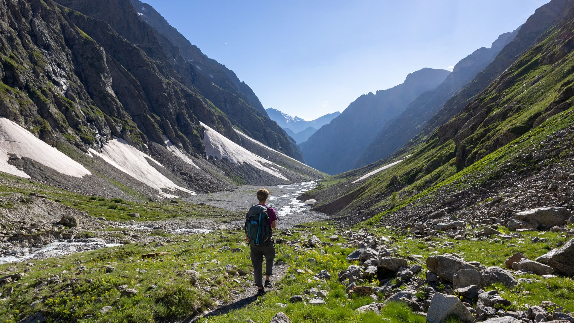 fragp0044-parc-national-des-ecrins-vallon-de-la-selle-montee-au-refuge-de-la-selle-sabatier-olivier.jpg