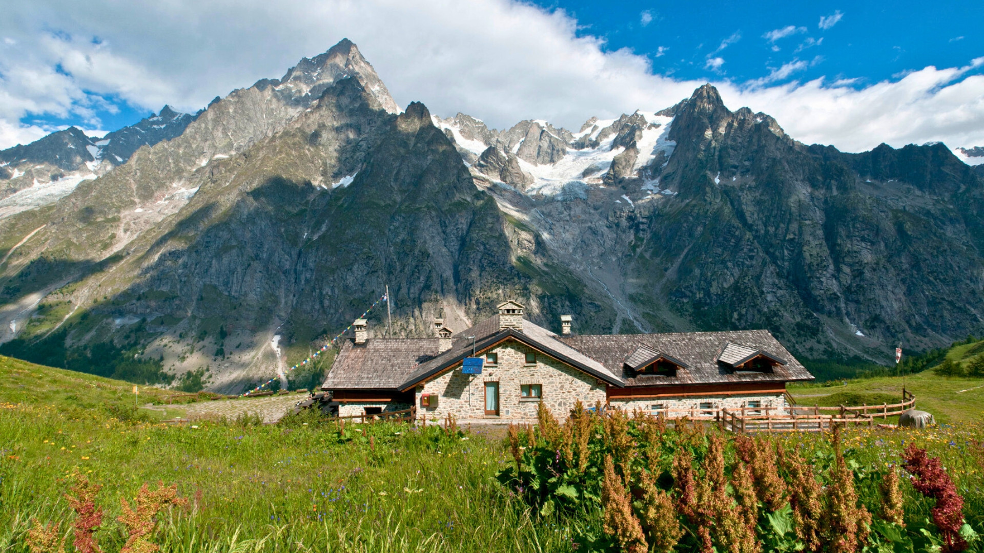fragp1017-tmb-guided-7-days-refuge-bonatti