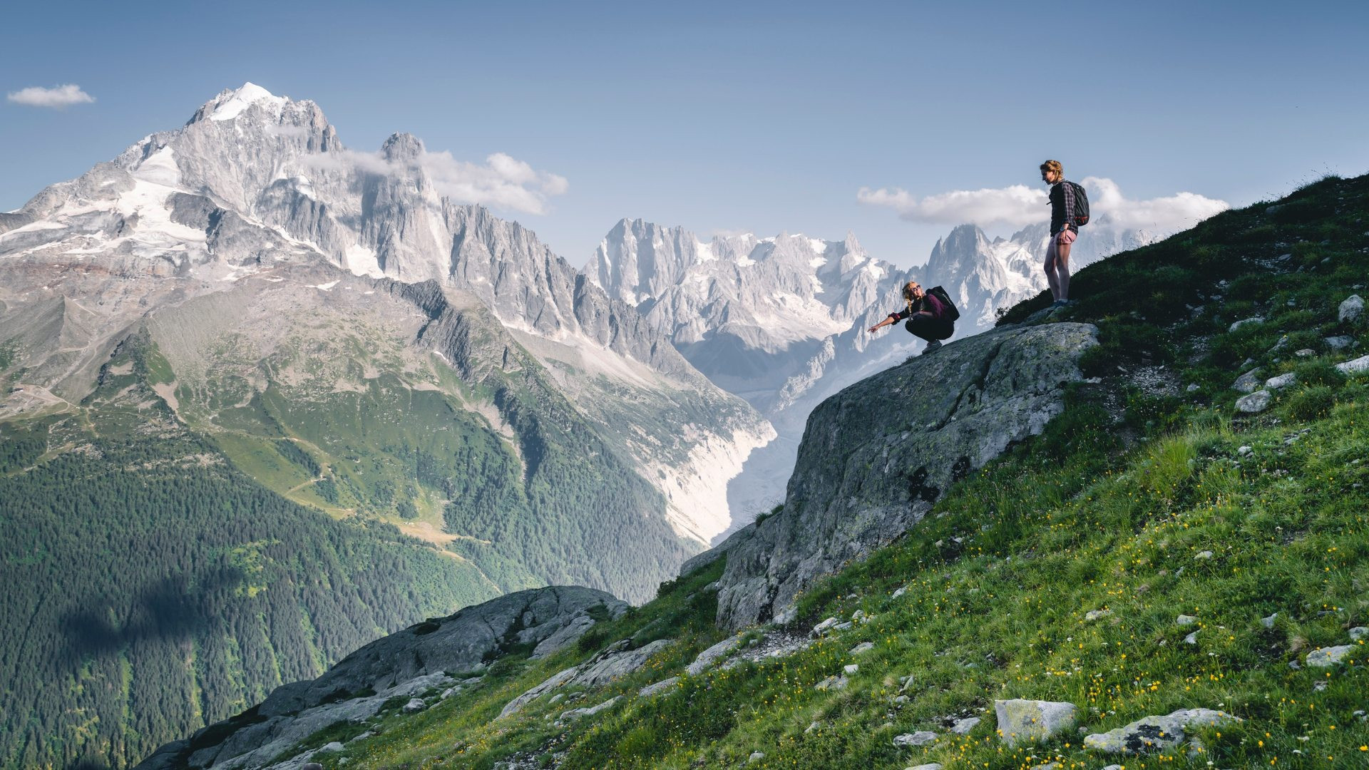 fralp1050-tour-du-mont-blanc-12-days-4