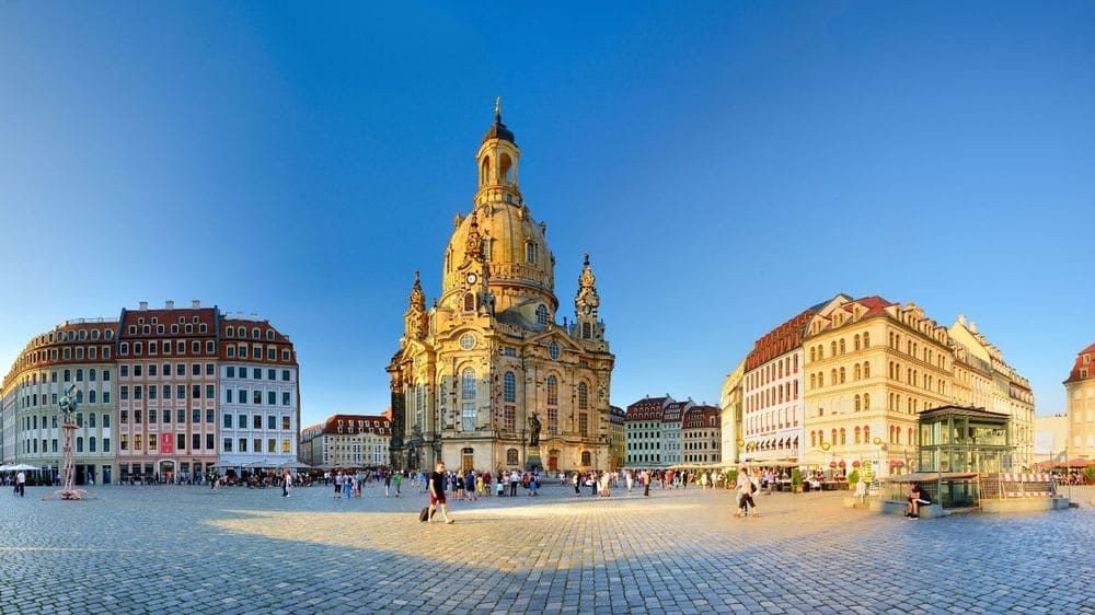 © Francesco Carovillano La Frauenkirche et le Neumarkt - Dresde - Allemagne