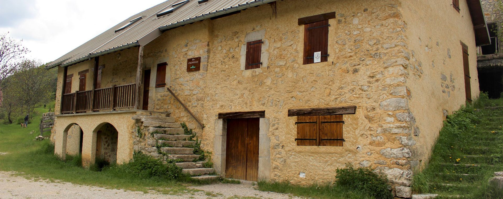 Gîte en pierre dans la vallée d'Agnielles - Buëch - France