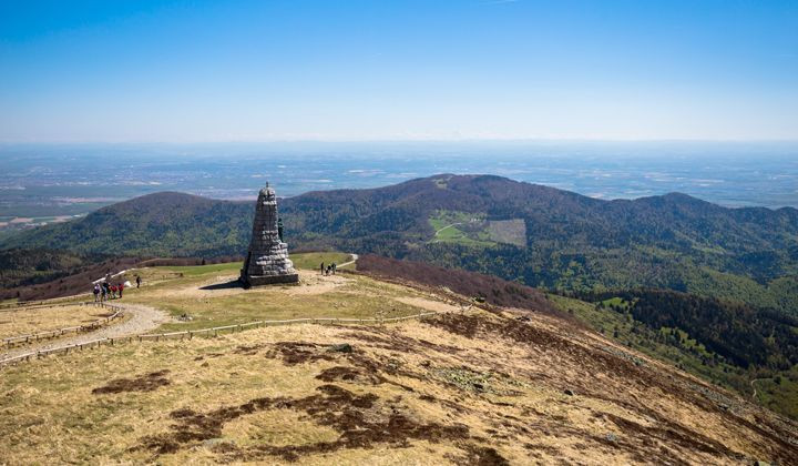 Monument au sommet du Grand Ballon - Vosges - Alsace, France