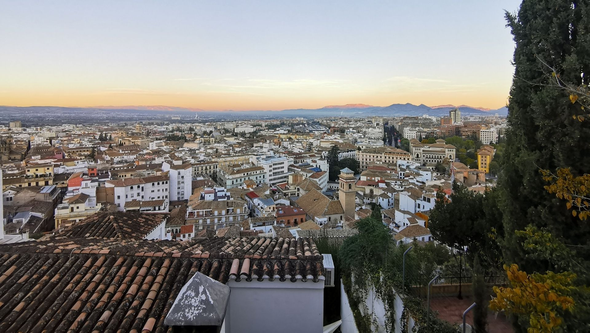 Grenade au petit matin depuis l'Albaicín - Andalousie - Espagne