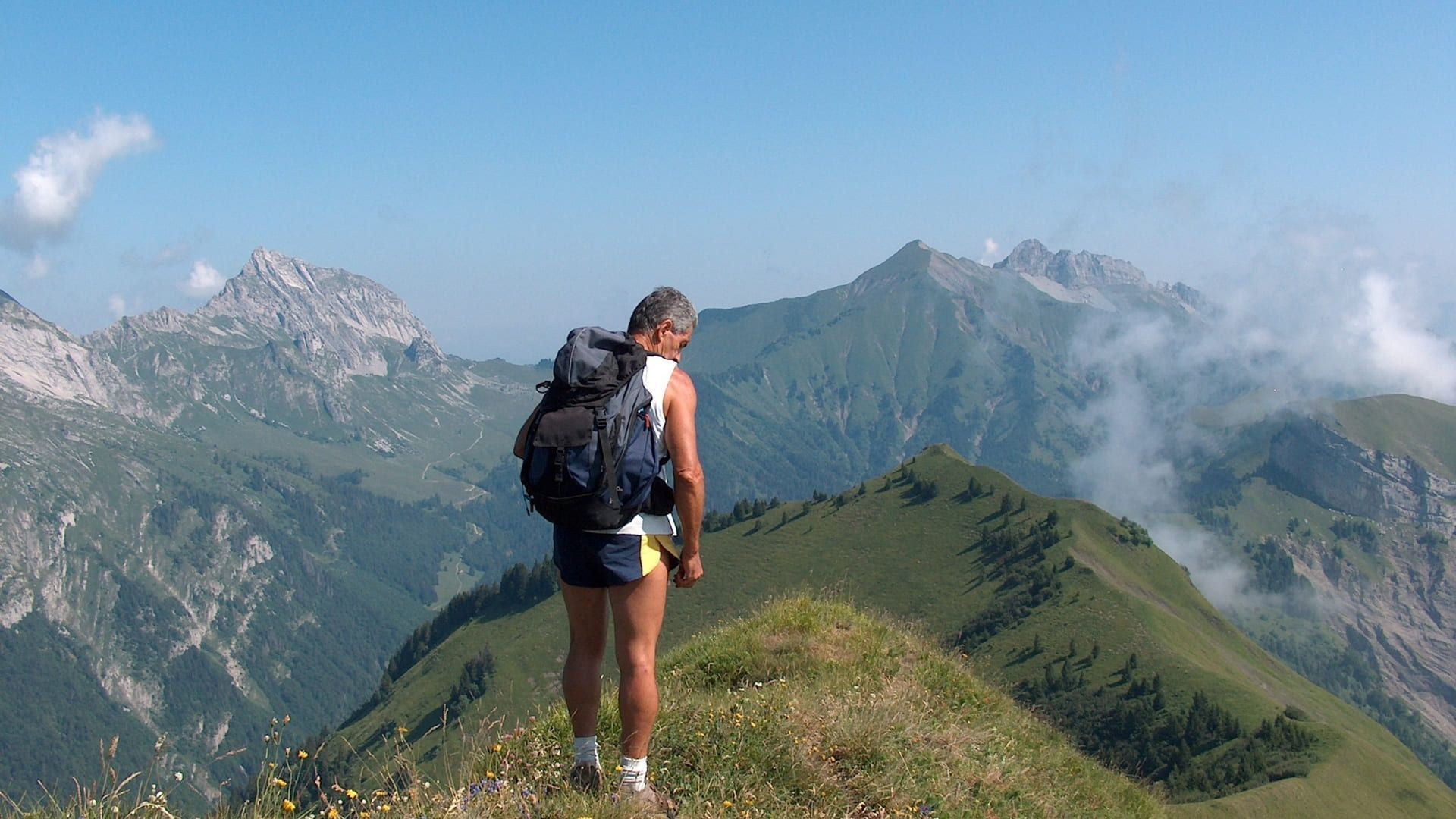 Randonneur sur une crête - Vercors - France