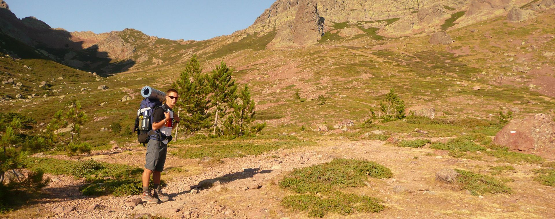 Randonneur sur le GR20 Nord - Corse - France
