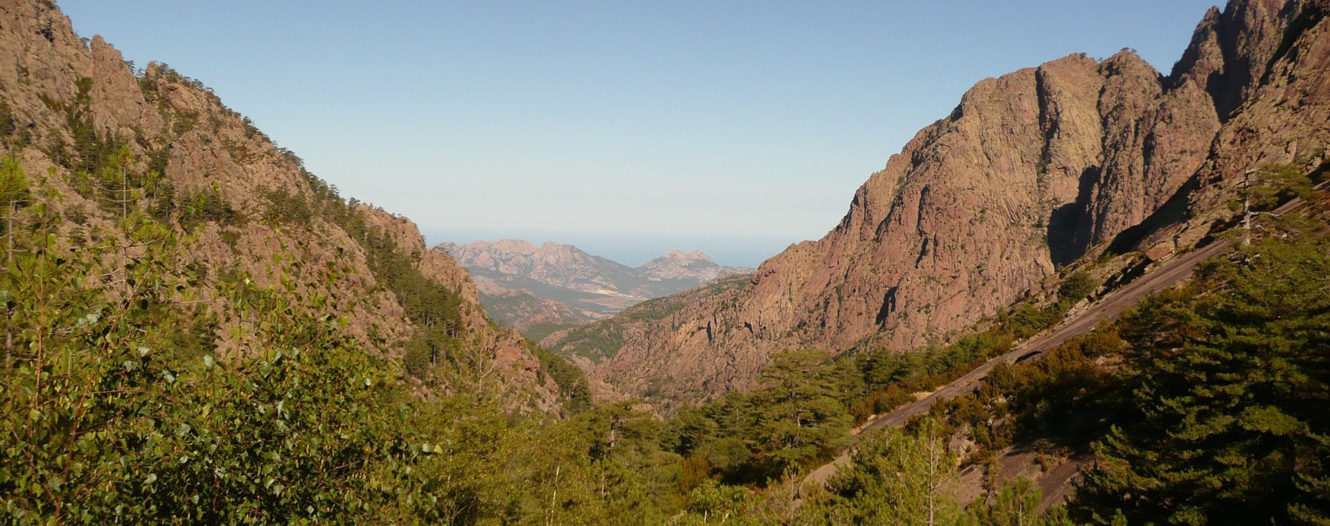 Randonnée sur le GR20 Nord vers la mer - Corse - France