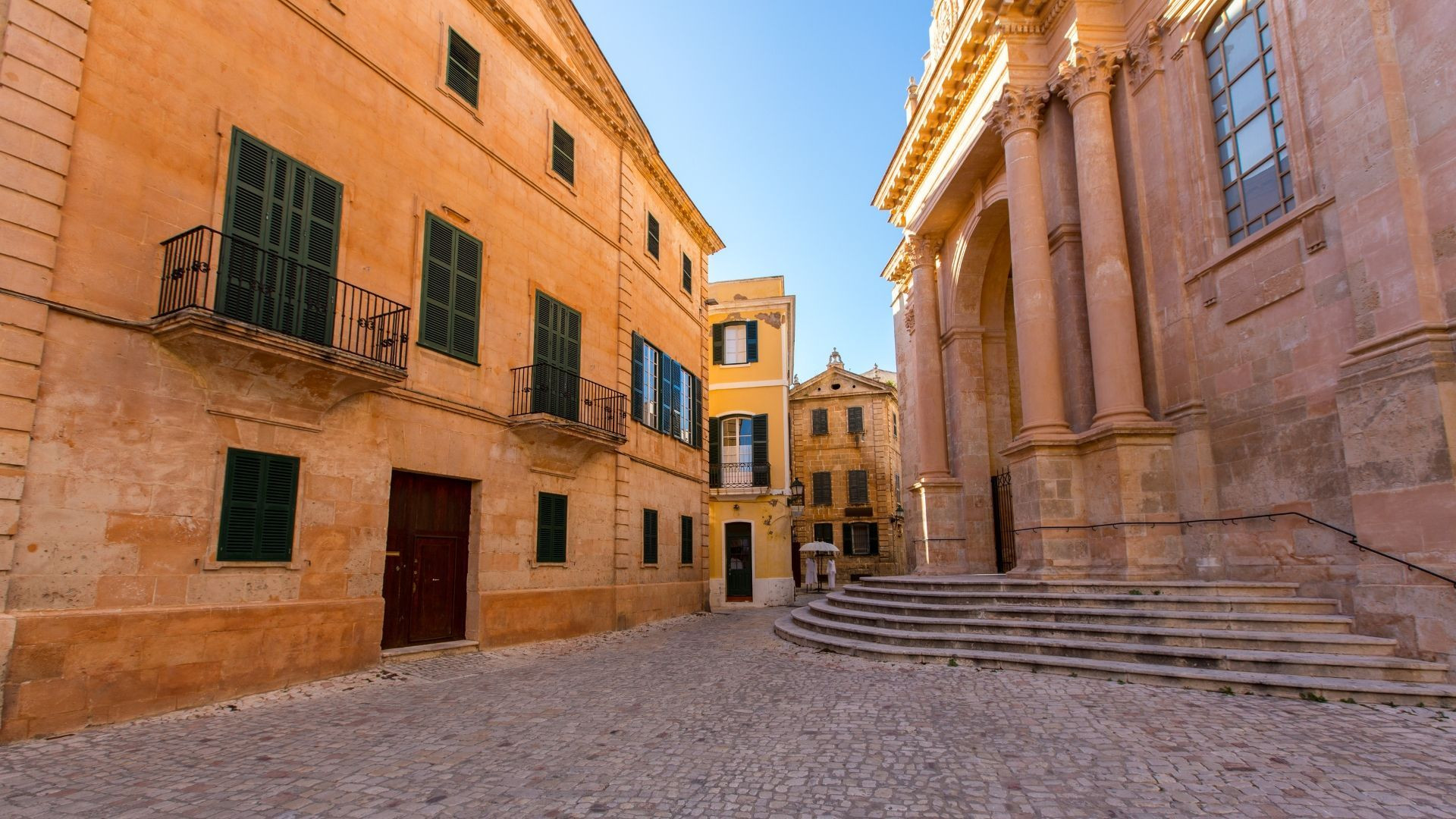 Ruelle pavée de la vieille ville - Ciutadella - Minorque - Espagne