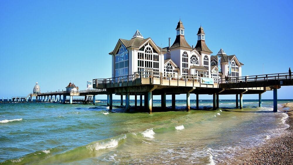 Jetée et pavillon de Sellin - île de Rügen - Allemagne