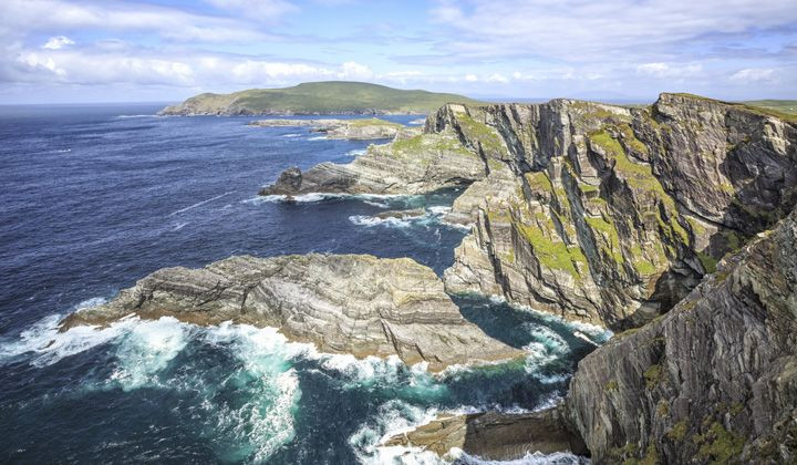 Falaises de Kerry plongeant dans l'océan - Comté de Kerry - Irlande