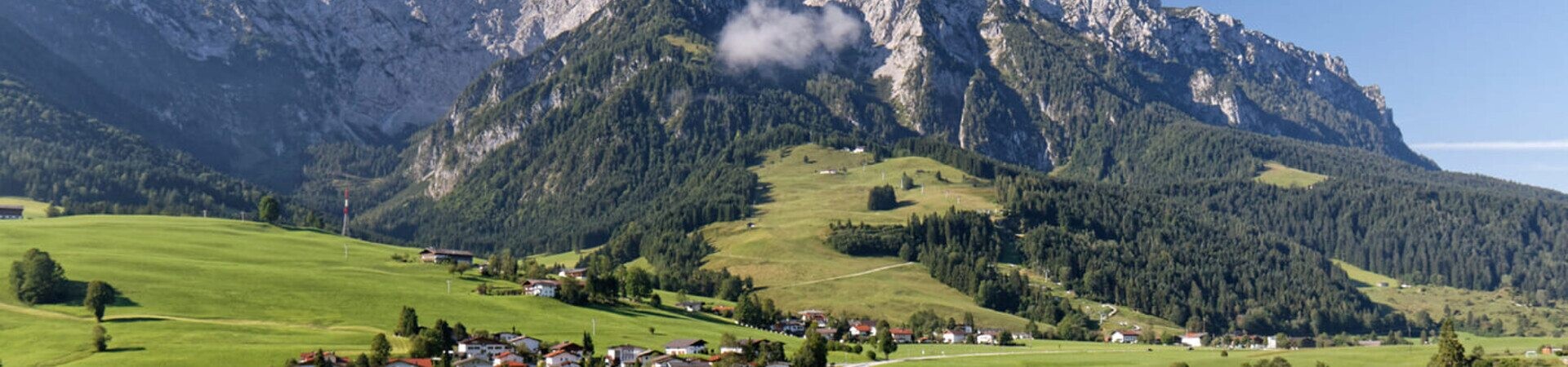 Prairies vertes au pied du Kaisergebirge - Tyrol - Autriche