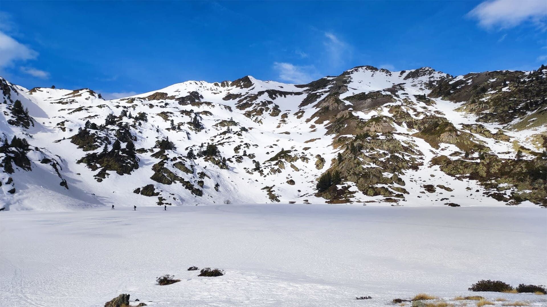 Lac Raquettes Pyrenees Encantats C Michel Madre - Pyrénées - Espagne