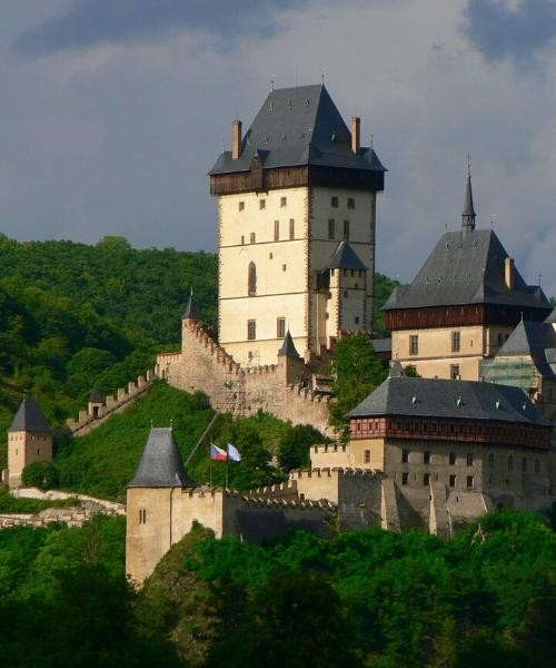 le_chateau_de_karlstejn_c_pixabay_.jpg