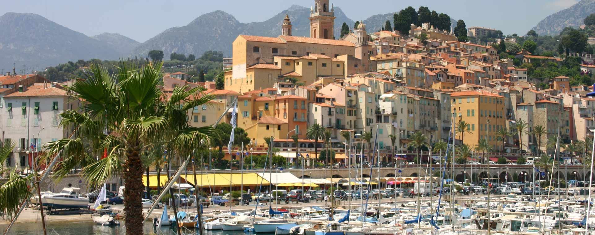Port et vieille ville de Menton - Côte d'Azur - France