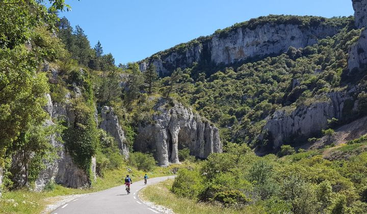 le-tour-du-ventoux-a-velo