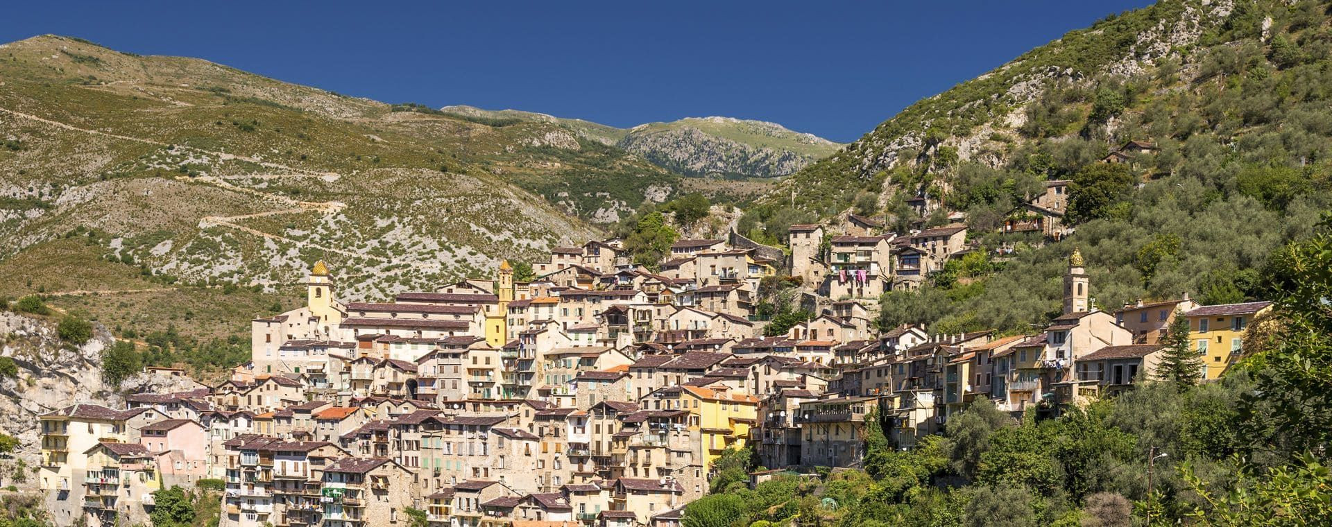© Adobe Stock Village perché de Saorge dans la vallée de la Roya - Alpes-Maritimes - France