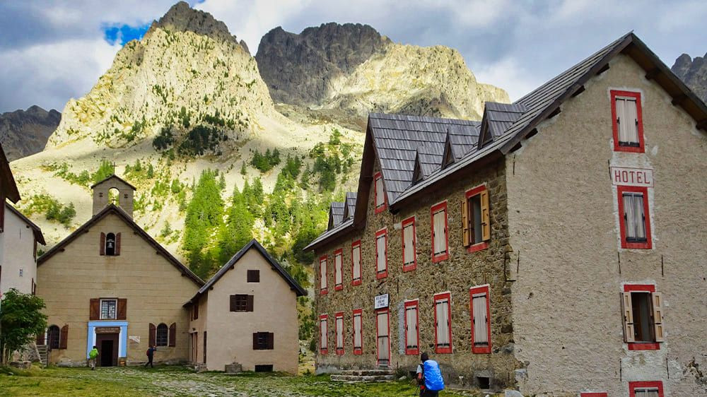 Sanctuaire et hôtel de la Madone de Fenestre - Mercantour - France