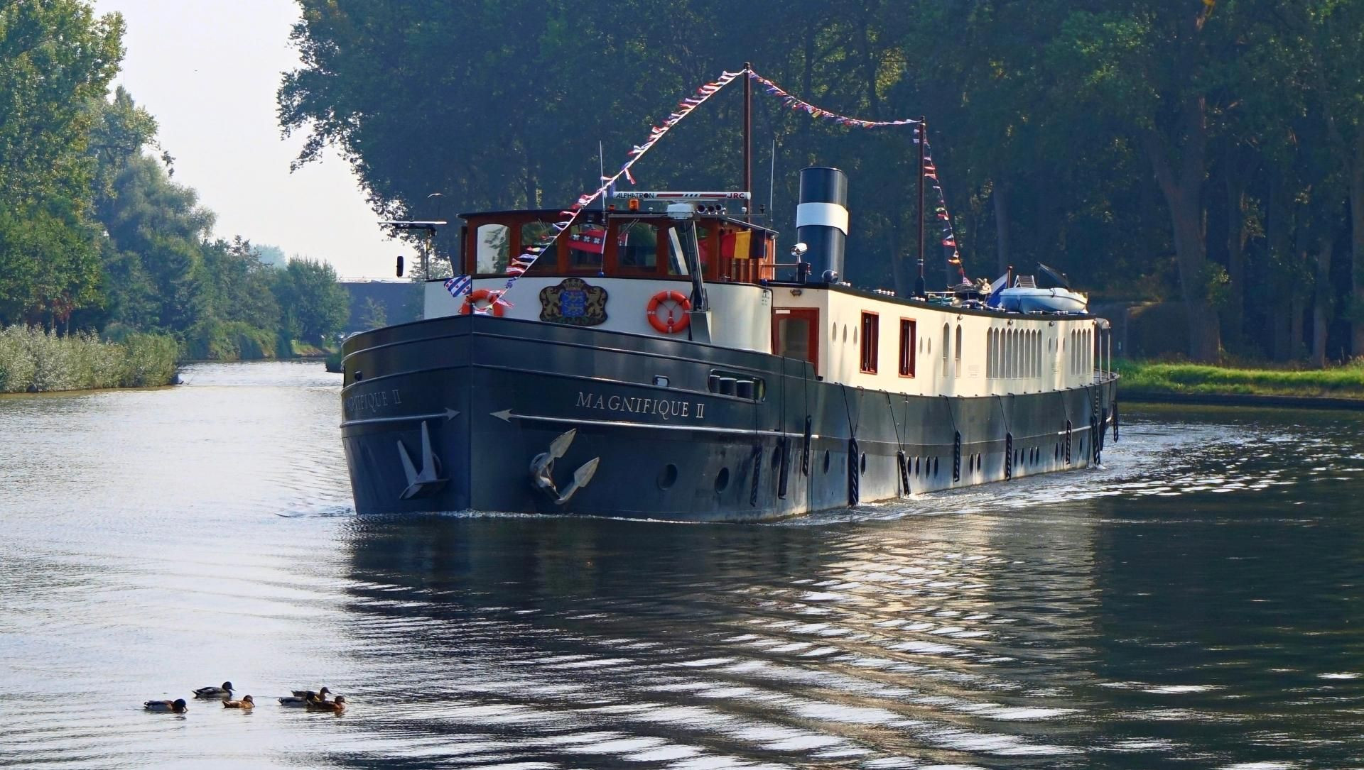 Bateau péniche Magnifique II - Hollande - Pays-Bas