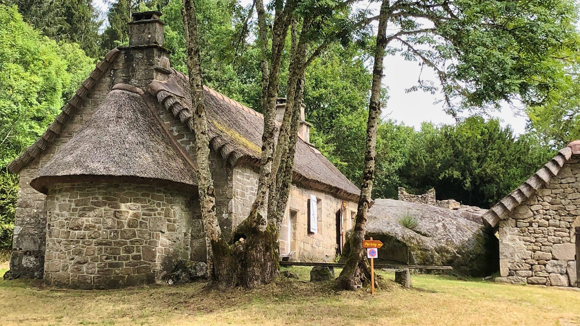 Maison typique en pierre - Plateau de Millevaches - Limousin, France