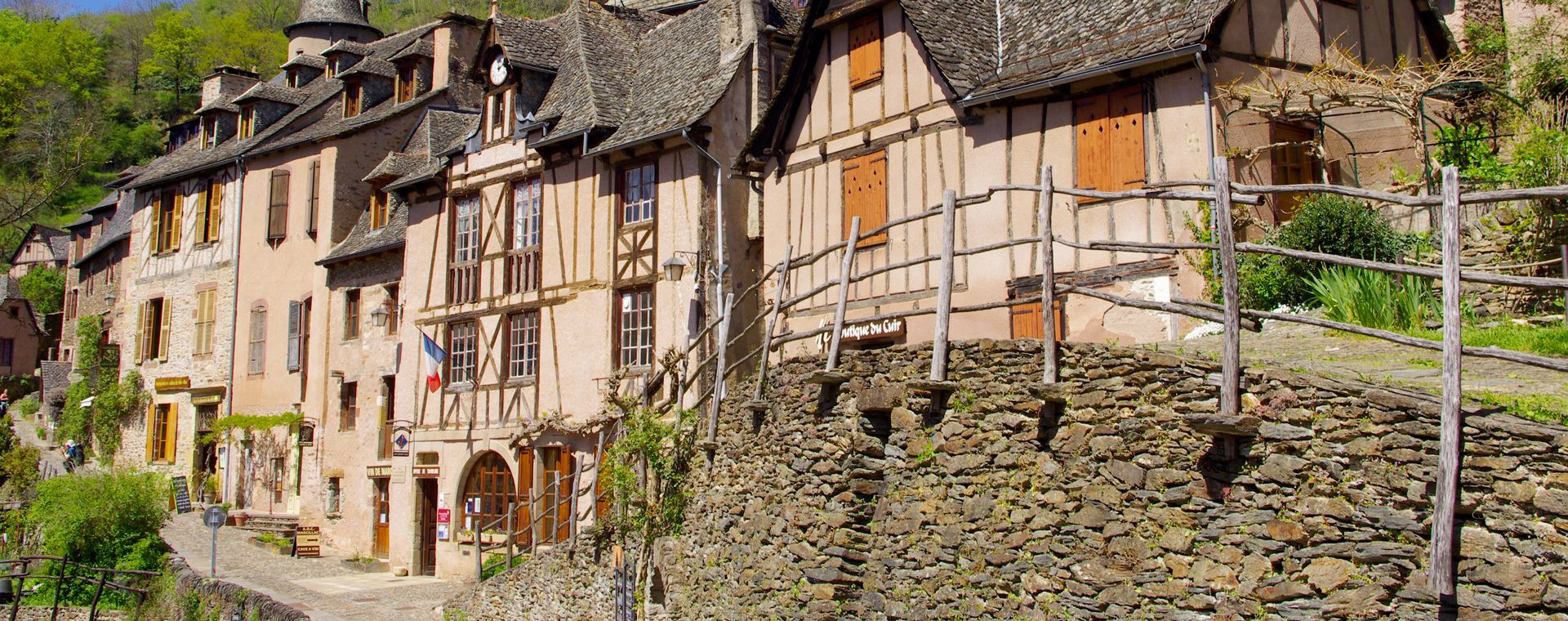 Maisons à colombages du village de Conques - Aveyron - France