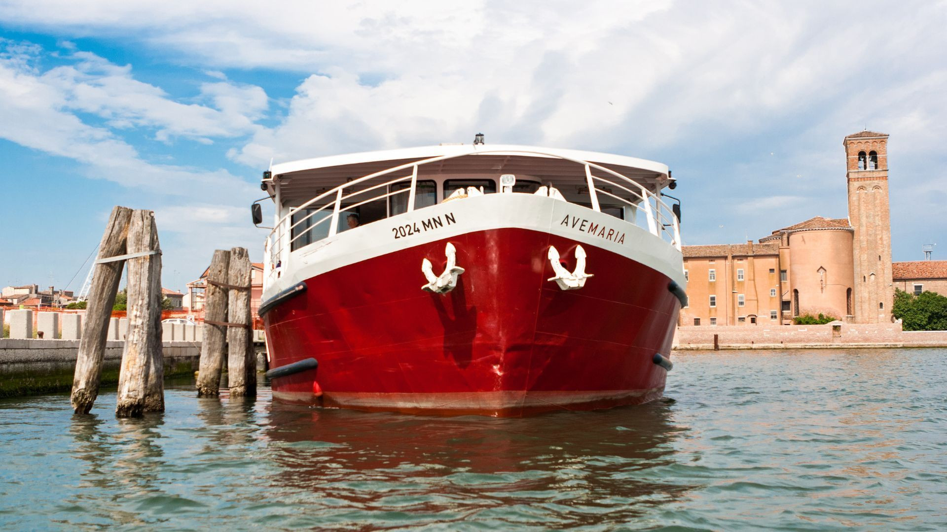 Péniche fluviale Avemaria sur la lagune - Vénétie - Italie