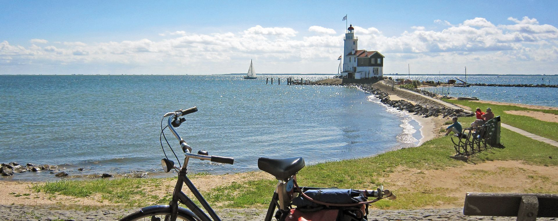 Phare de Marken (Paard van Marken) et vélo - Pays-Bas