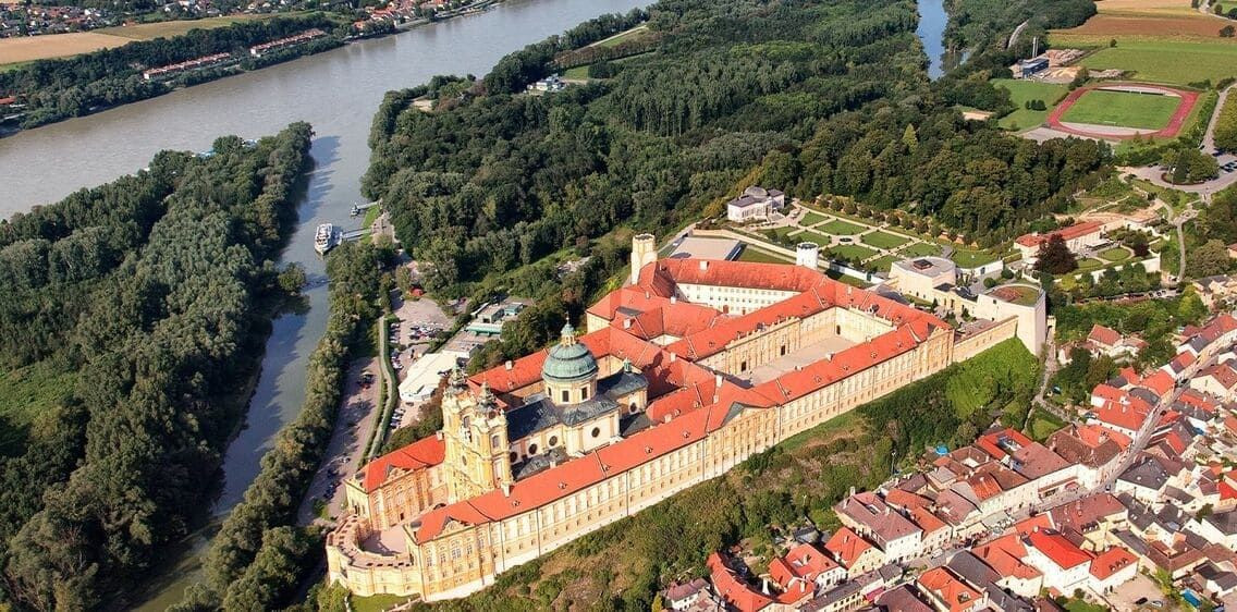 Abbaye de Melk au bord du Danube - Wachau - Autriche