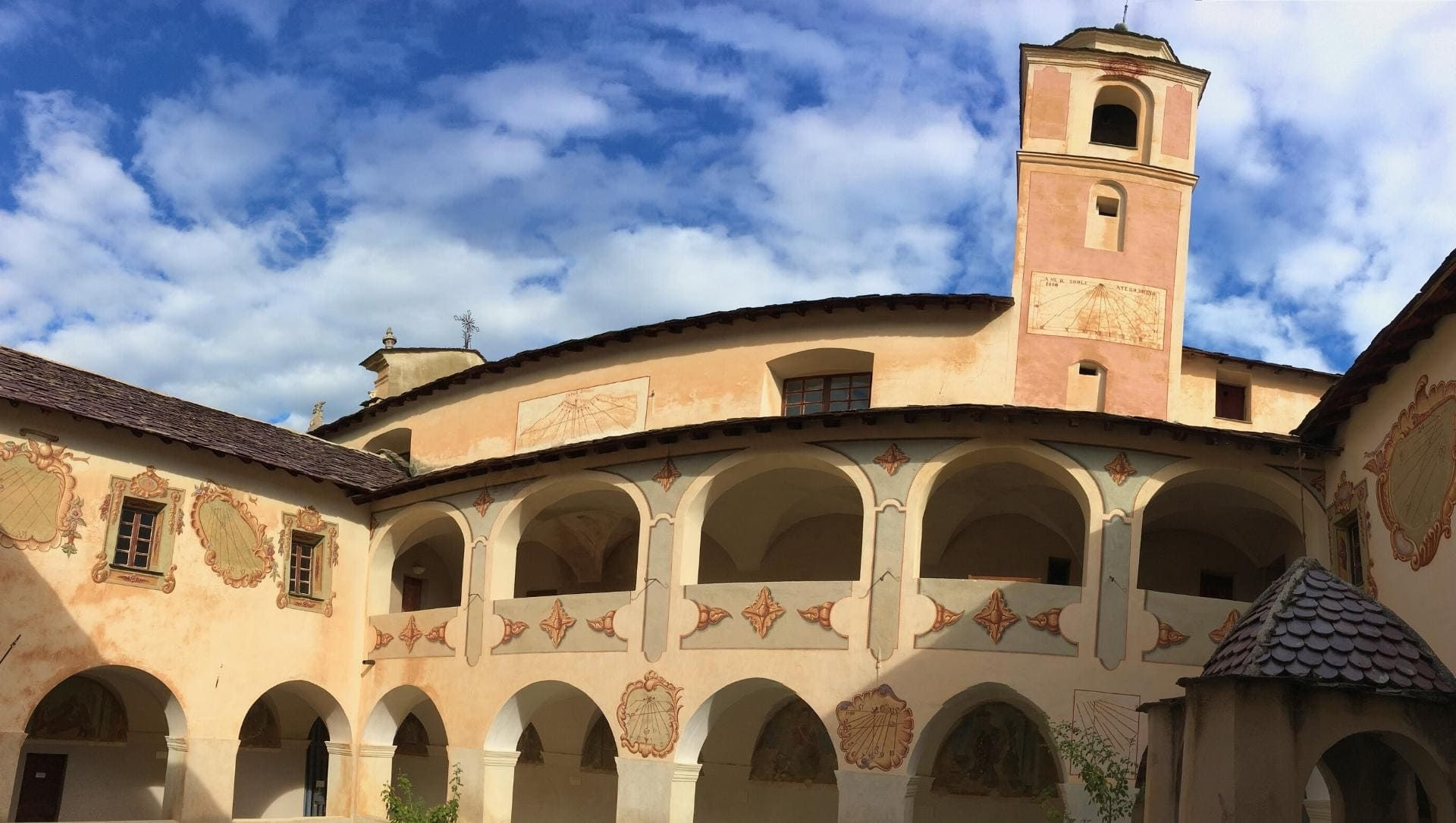 © Wilfrid Valette Cloître du monastère de Saorge - Alpes-Maritimes - France