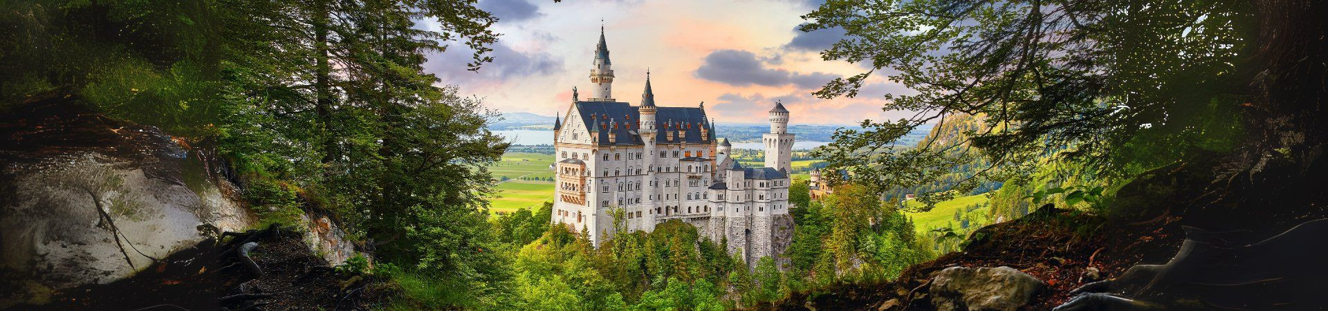 Château de Neuschwanstein au coucher du soleil - Bavière - Allemagne