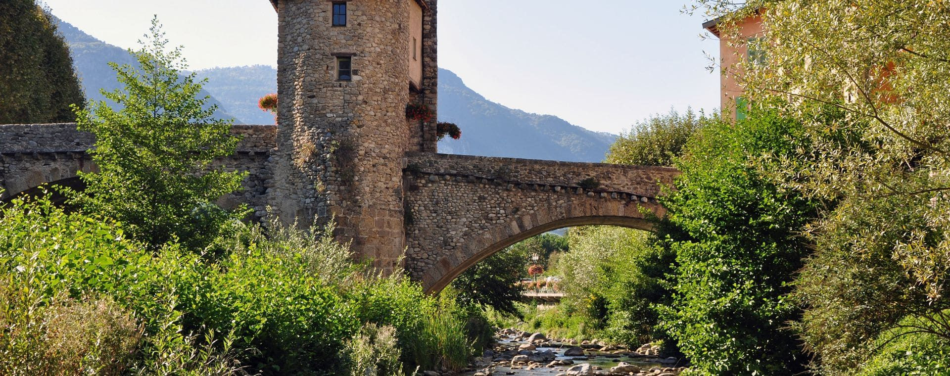 © Jean-Marie Cevasco Vieux pont à péage de Sospel - Mercantour - France