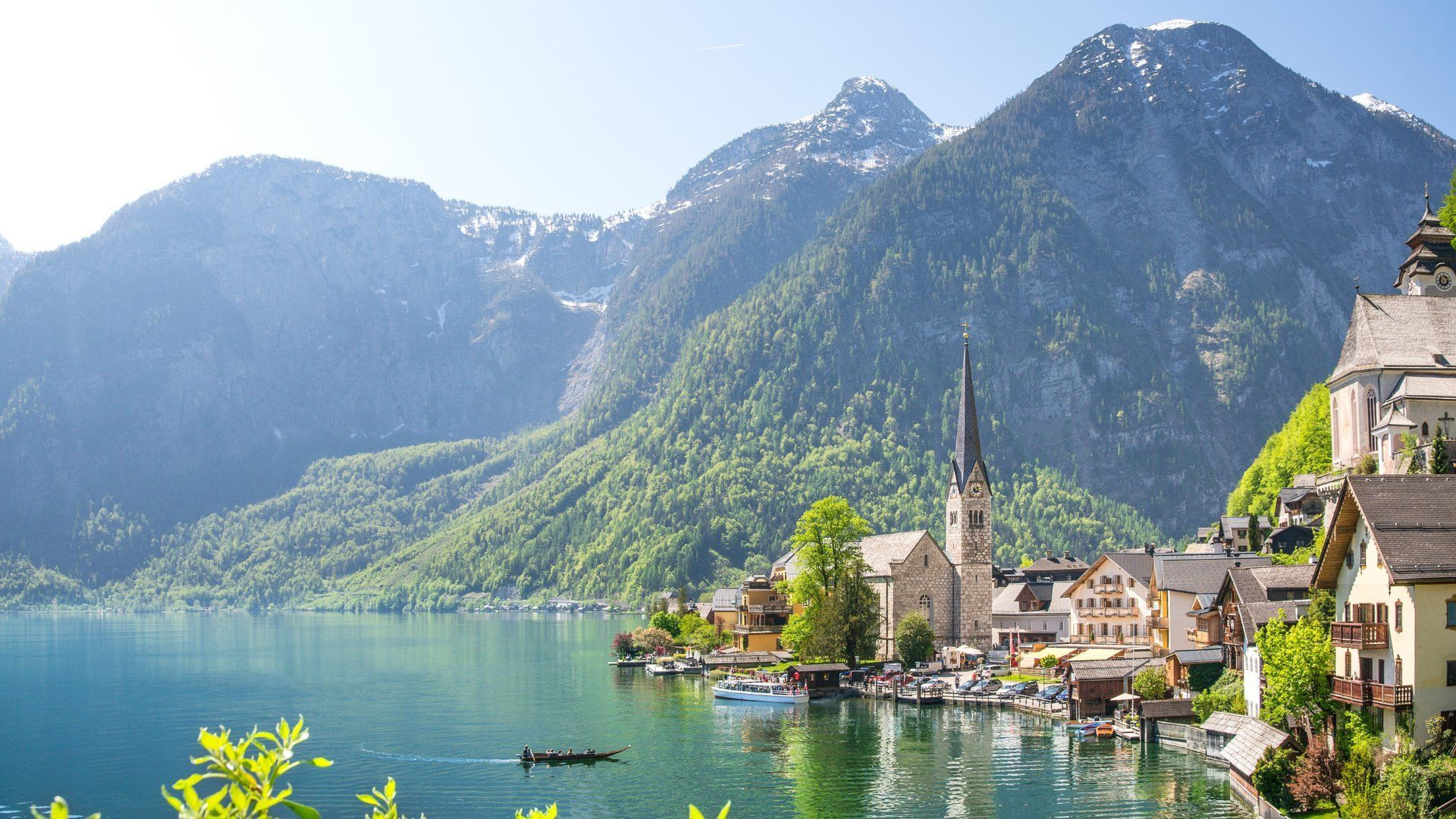 Vue panoramique sur Hallstatt et son lac - Salzkammergut - Autriche
