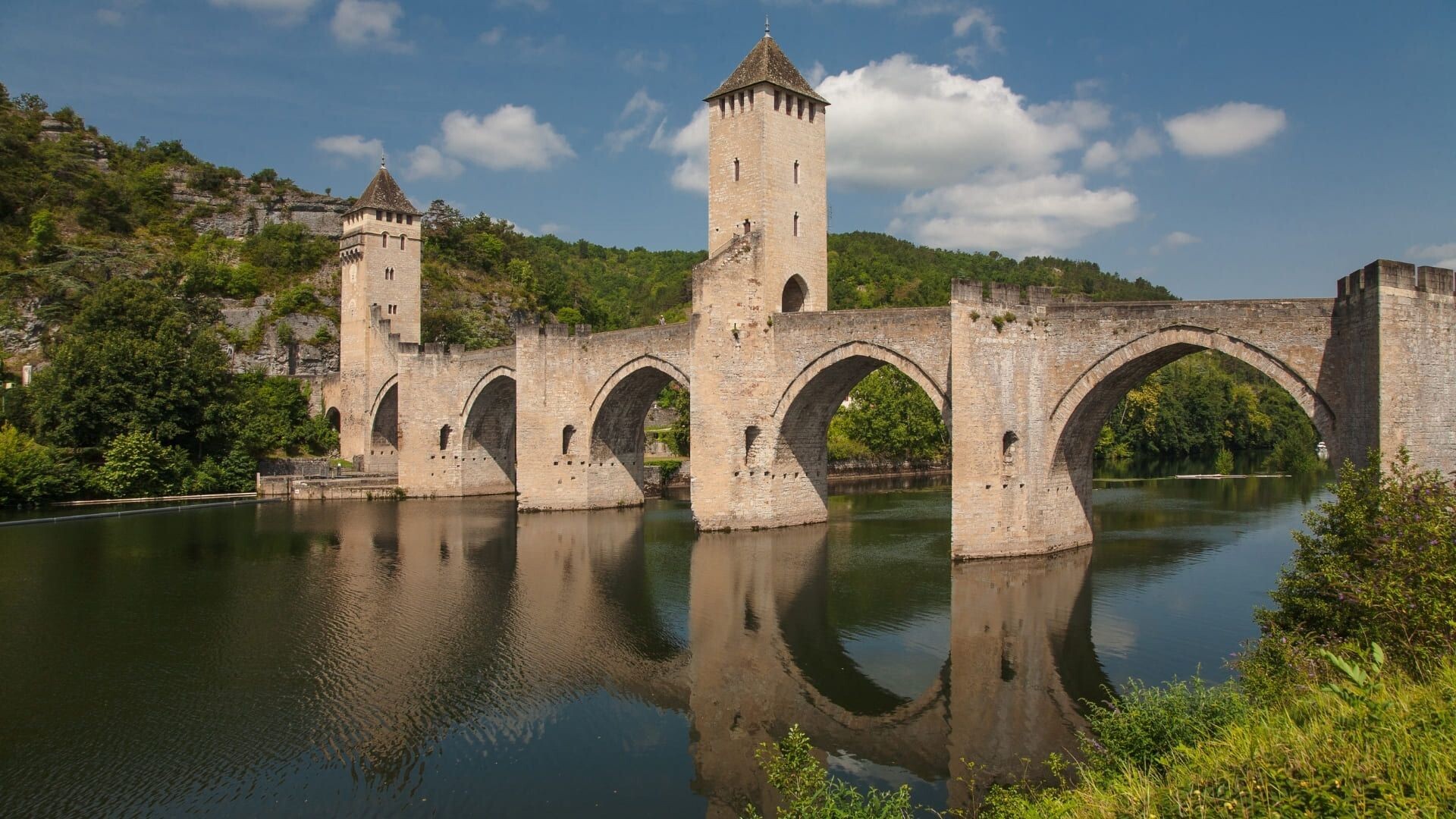 Pont Valentré sur le Lot - Cahors - Quercy - France